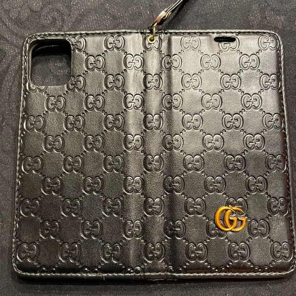 iPhone 11 Pro Max case. Authentic Gucci case - Picture 5 of 5
